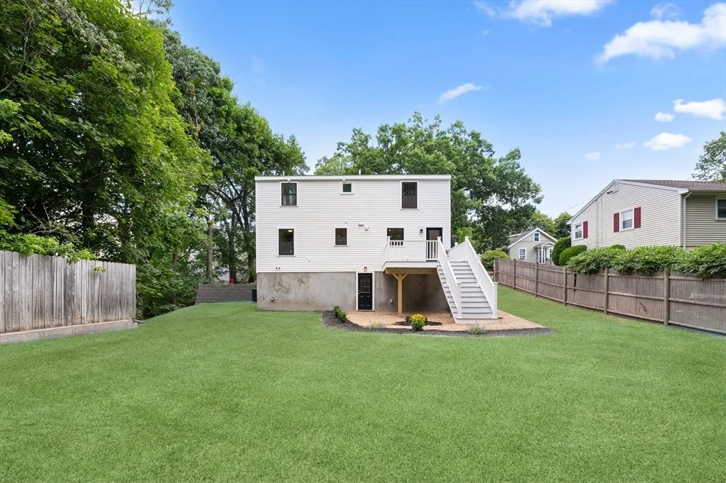 Photo of 32 Mountain Ave
