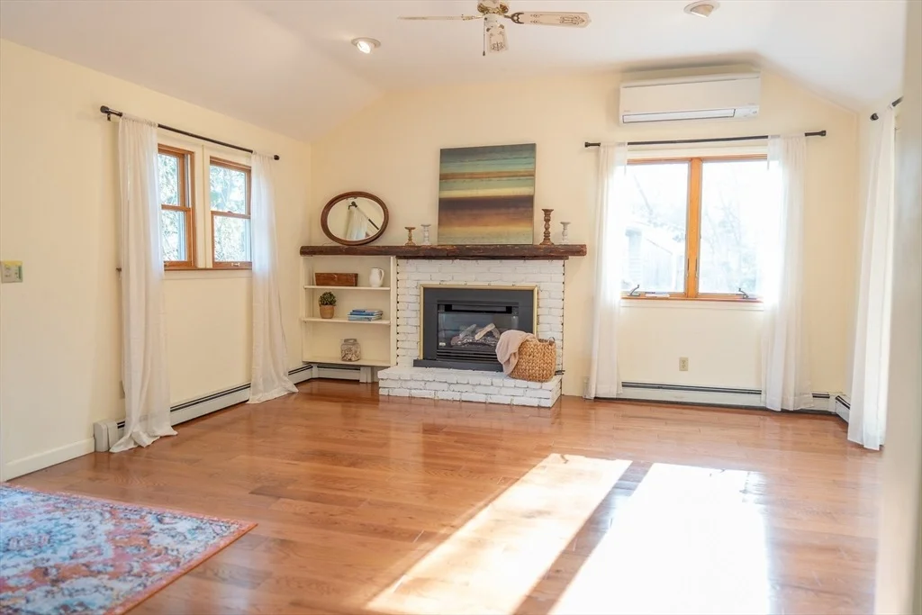 Photo of 147 Brook Trail Rd