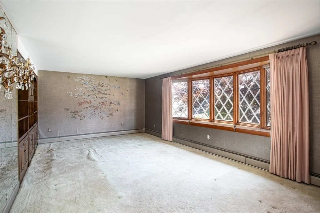 Photo of 74 Kenyon Rd