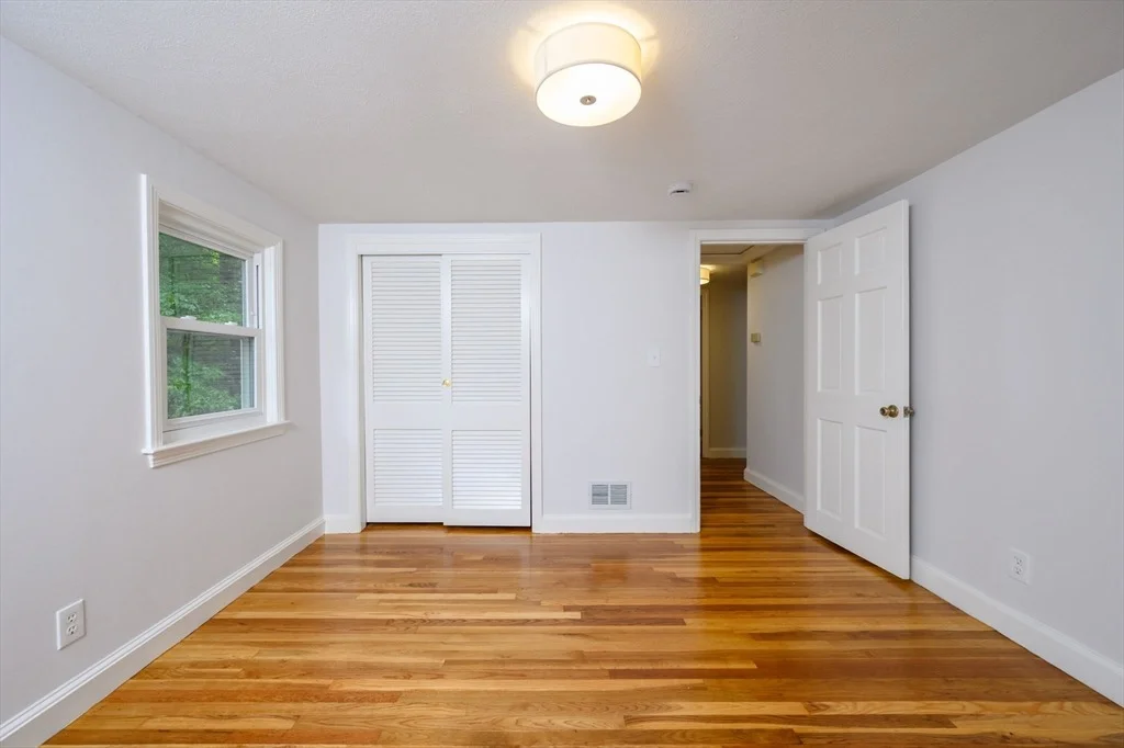 Photo of 33 Moose Hill Parkway