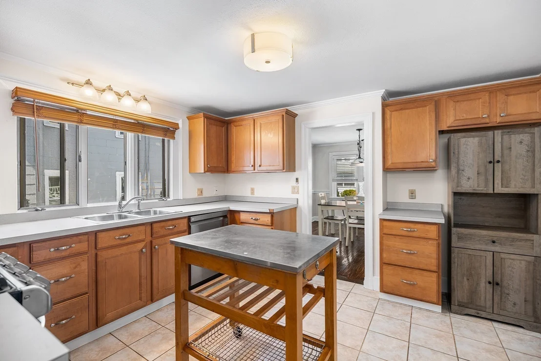 Photo of 43 Dolphin Ave