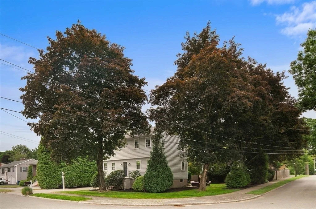 Photo of 42 Riverside Dr.