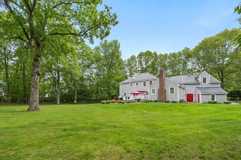 Photo of 1 Woronoco Dr