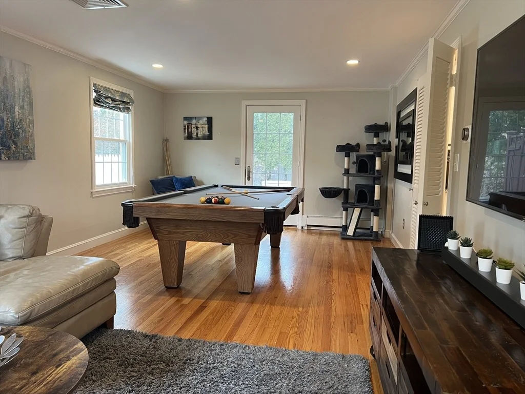 Photo of 17 Meadowbrook Drive