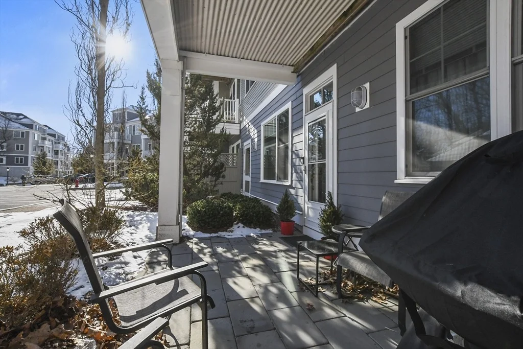 Photo of Unit 1010 at 39 Taylor Drive