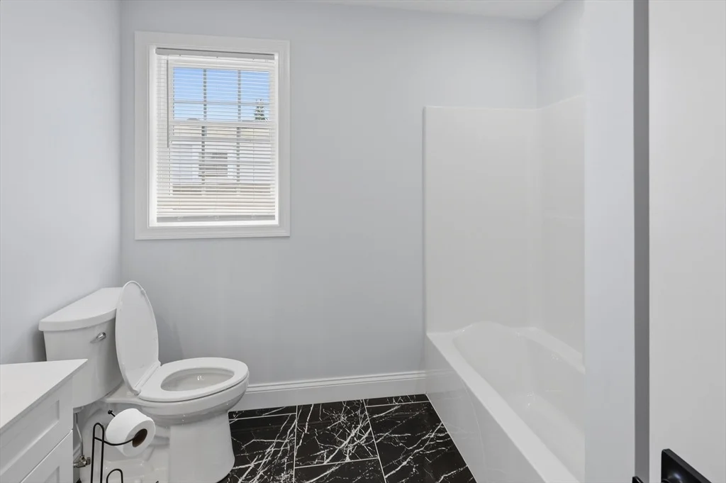 Photo of 489 Spring