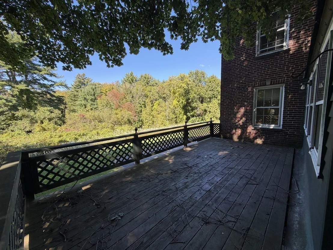 Photo of 616 Bernardston Rd