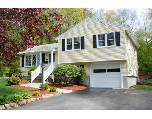 Photo of 41 Hillcrest Ave