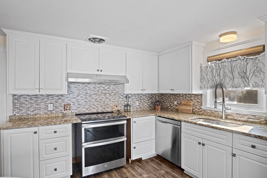 Photo of 1 Carpenter St
