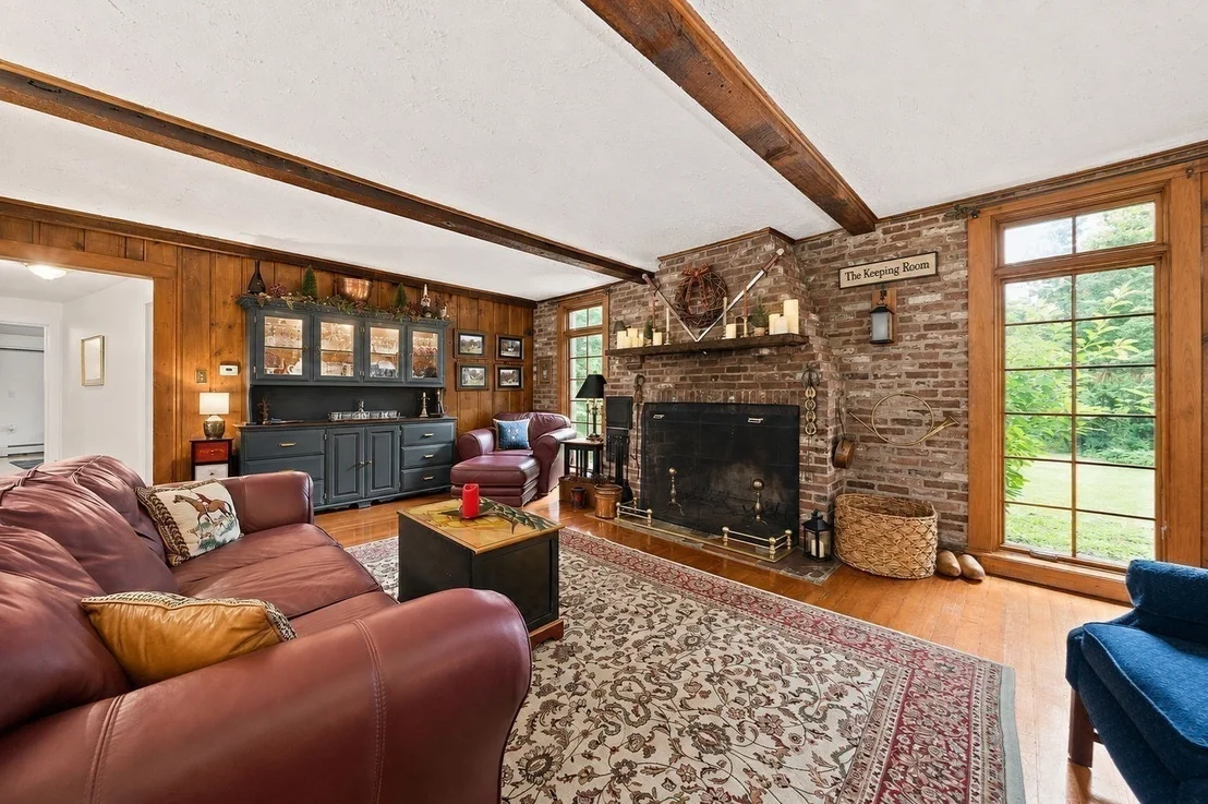 Photo of 781 Ferry St