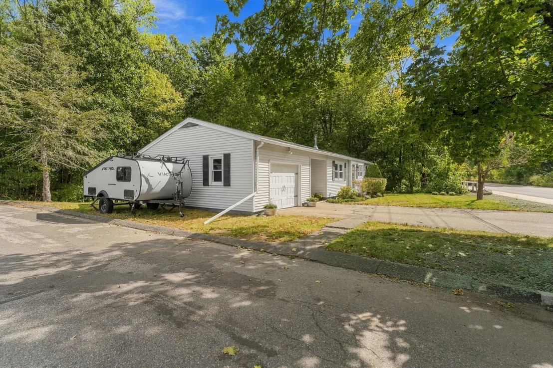 Photo of 418 Millville Rd