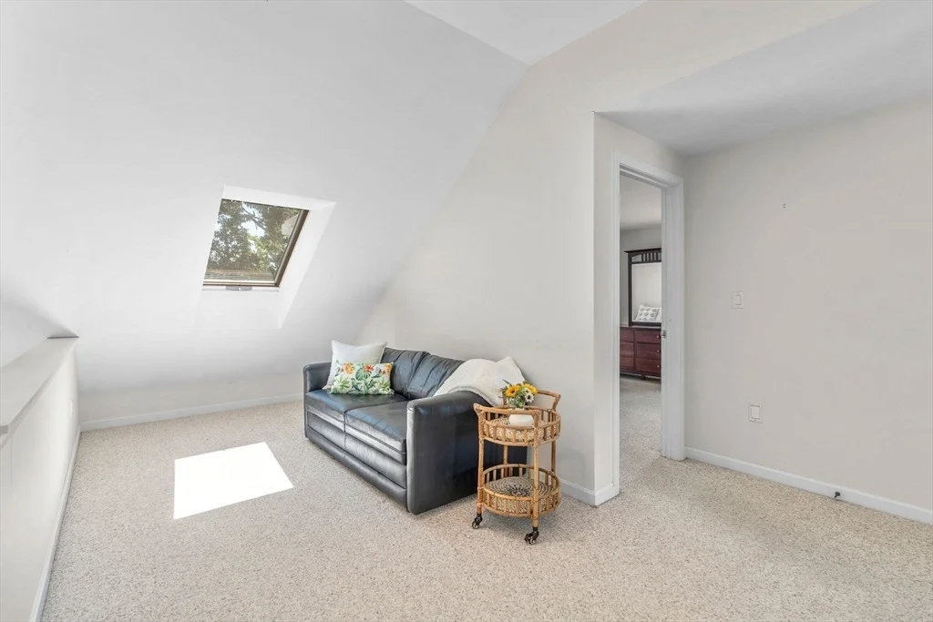 Photo of 24 Bluff Ave