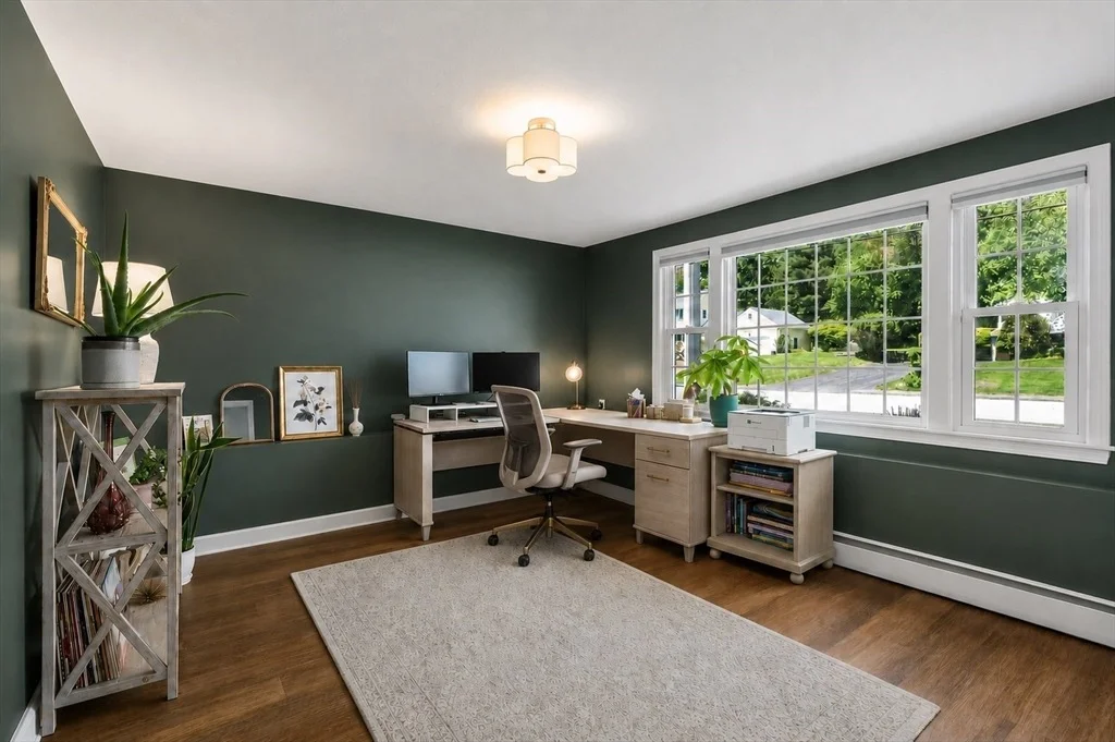 Photo of 11 Longmeadow Road