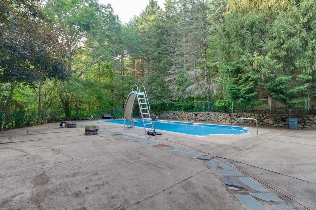 Photo of 46 Baremeadow St