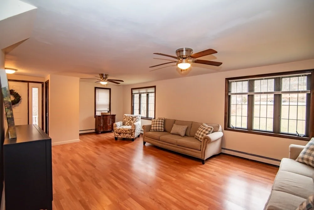 Photo of 449 Amesbury Rd
