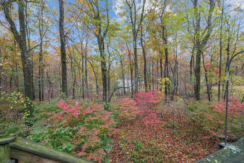 Photo of 601 Flathill Road