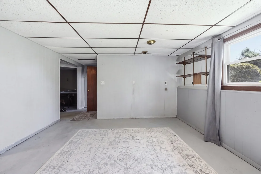Photo of 2 Apple Tree Dr