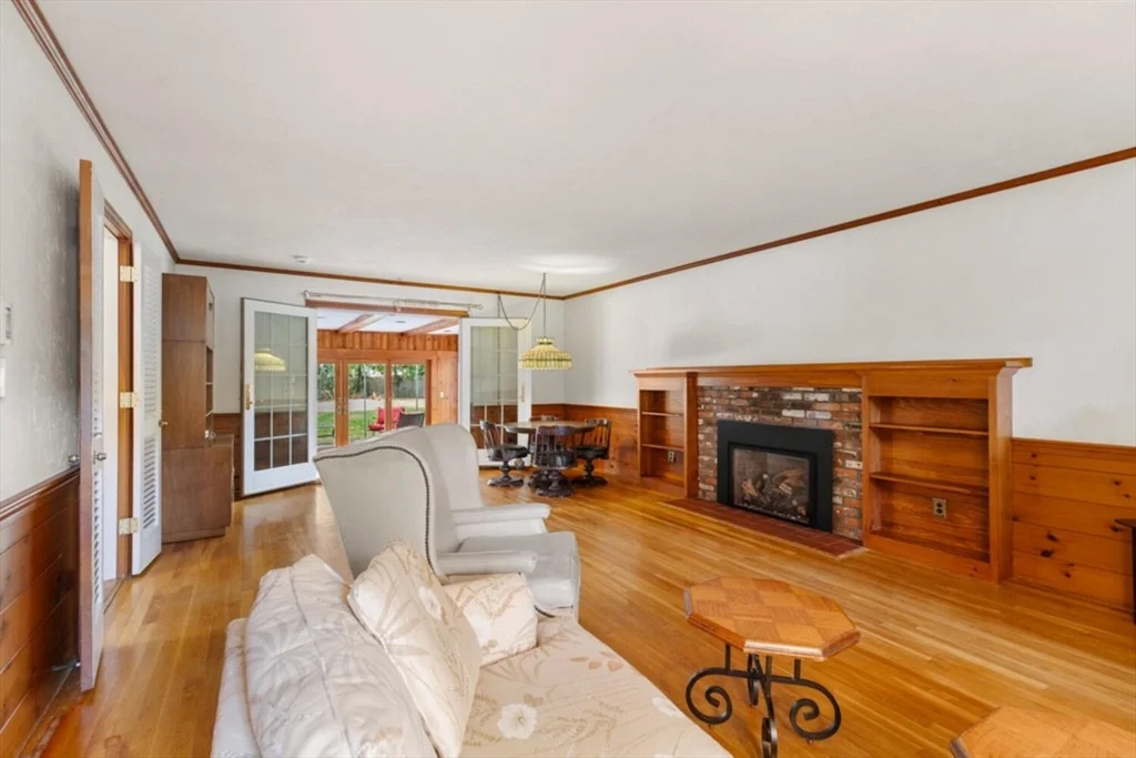 Photo of 108 Indian Spring Rd