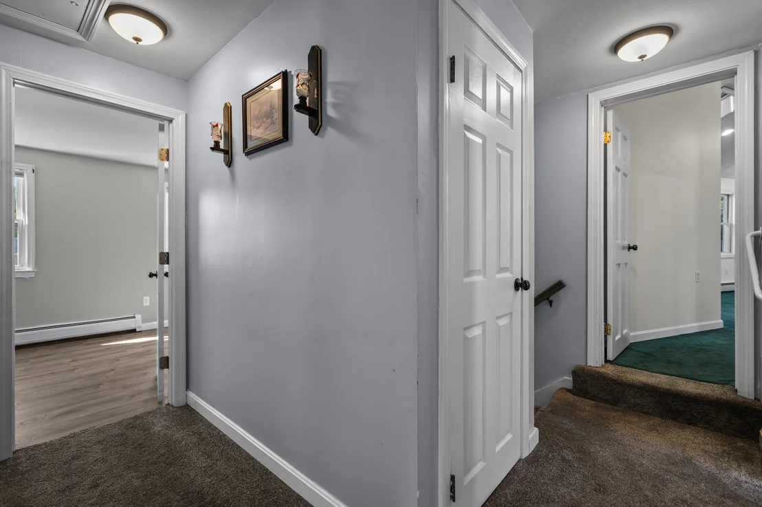 Photo of 105 Freda Ln