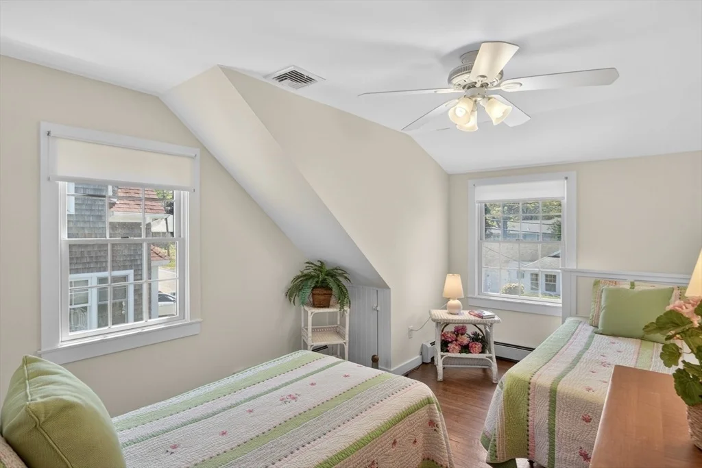 Photo of 52 Circuit Ave
