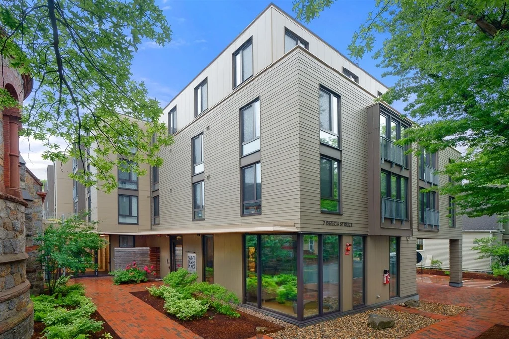 Photo of Unit 302 at 7 Beech Street