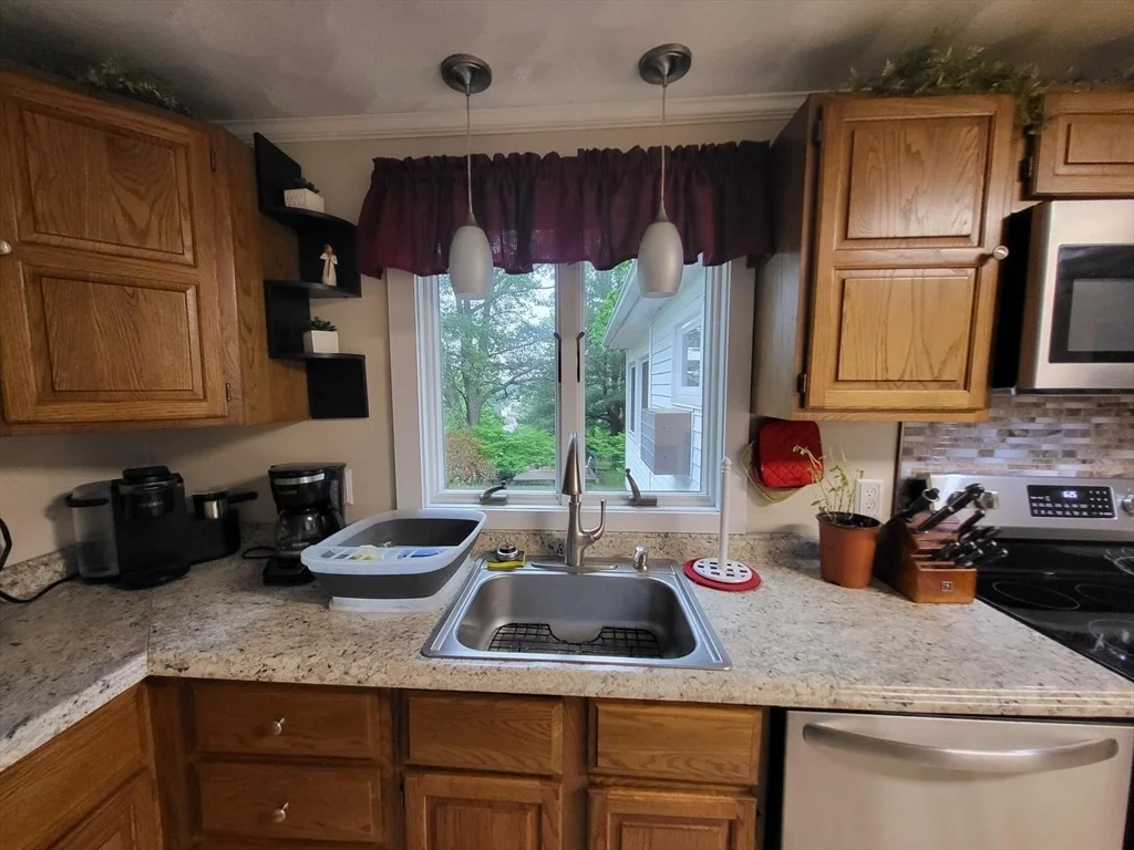 Photo of 39 Cheever Rd