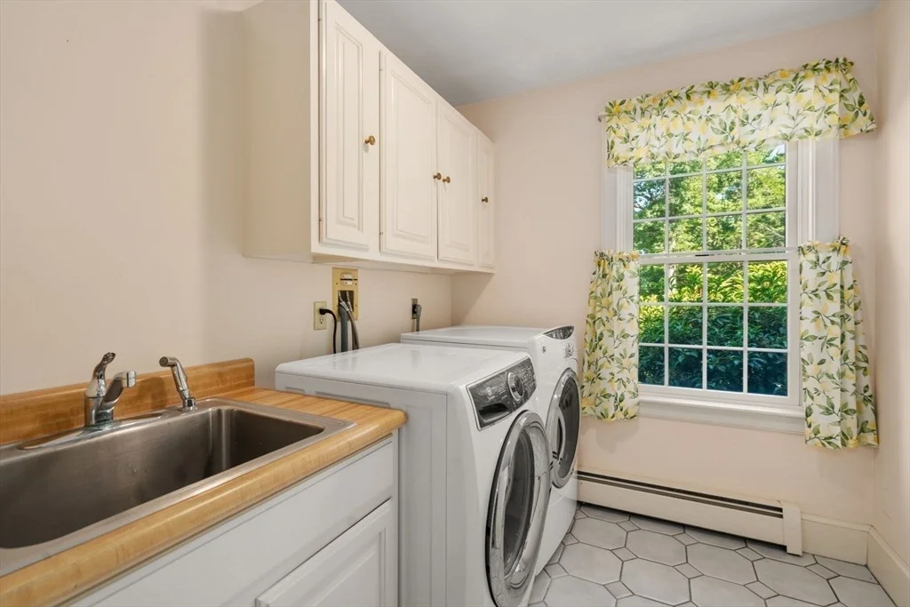 Photo of 110 Northfield Rd