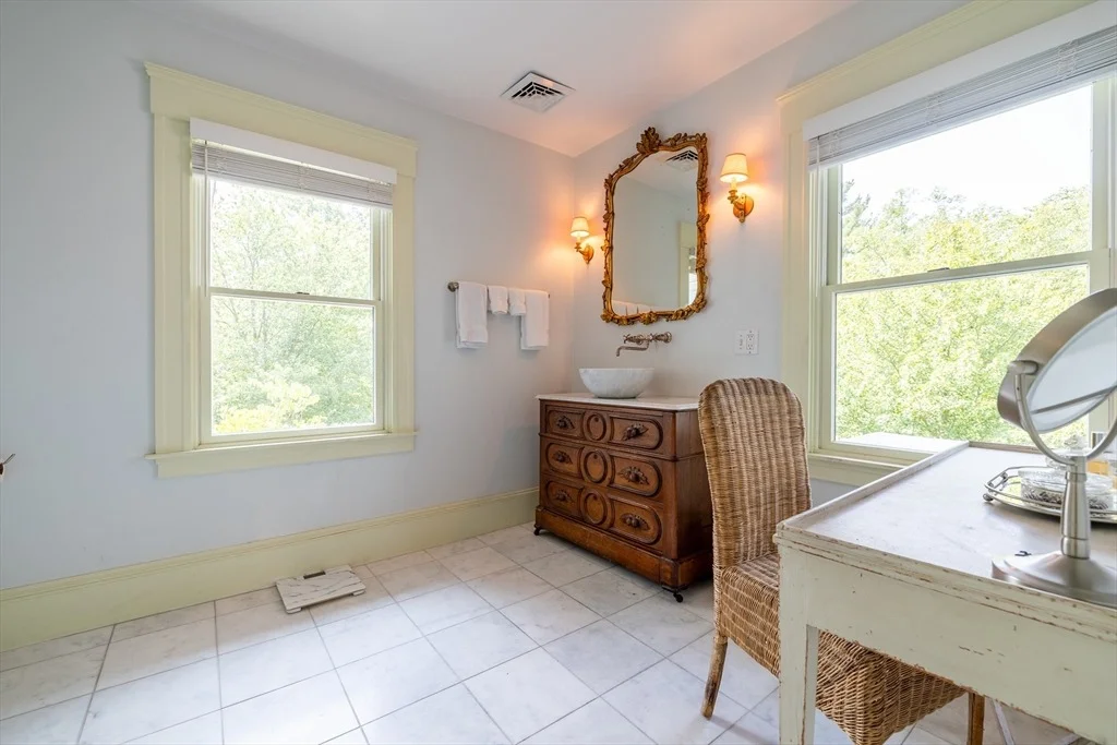 Photo of 15 Geneva Rd