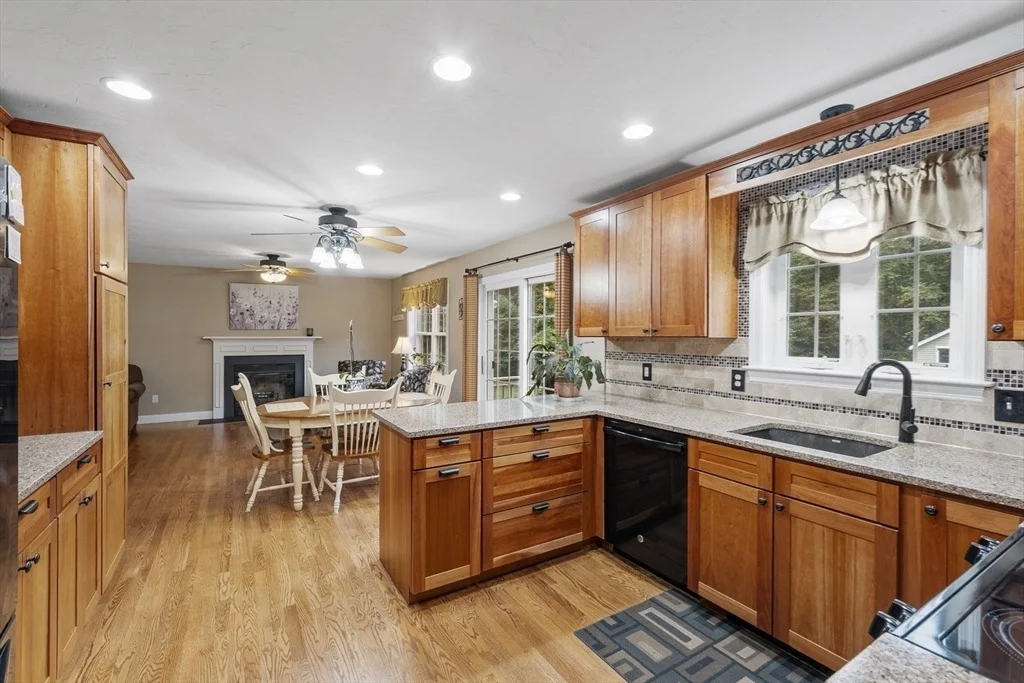 Photo of 74 King Rd