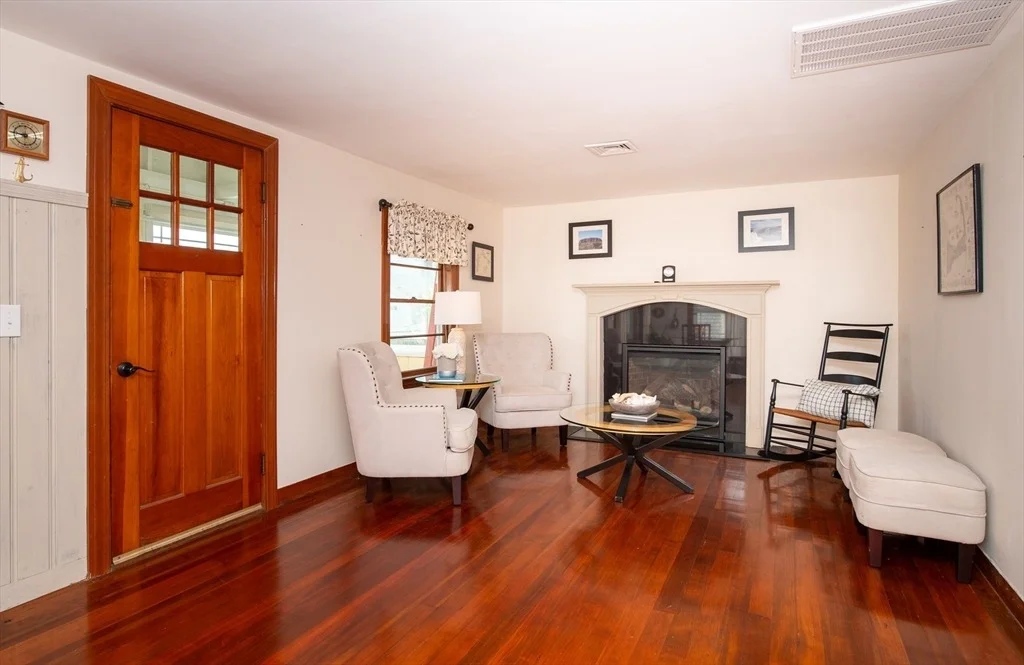 Photo of 51 Freeman Ave