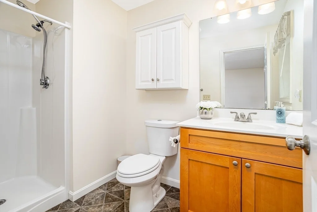 Photo of 380 Leo Drive