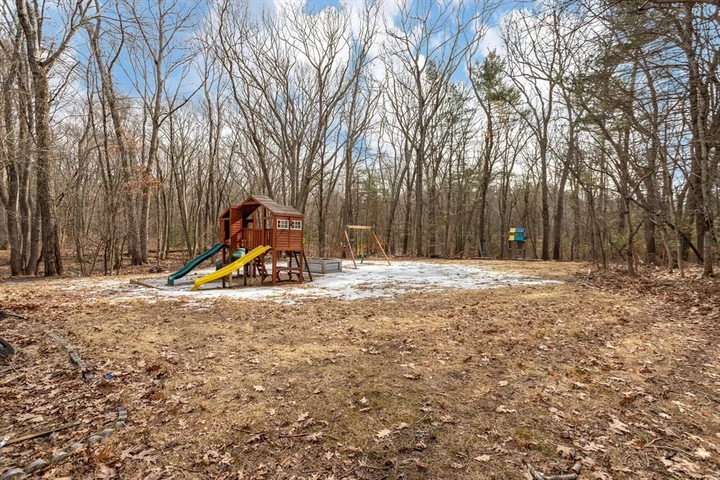 Photo of 13 W Pine Dr