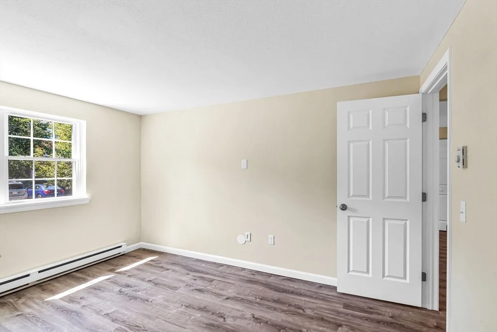 Photo of Unit D at 33 Maple Crest Cir