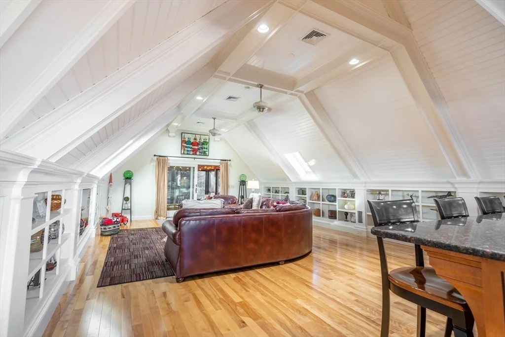 Photo of 61 Chickering Road