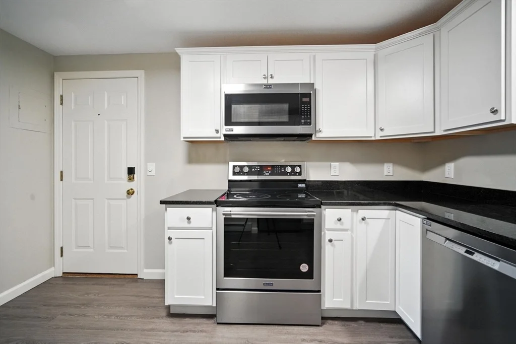 Photo of Unit F at 2 Maple Crest Cir