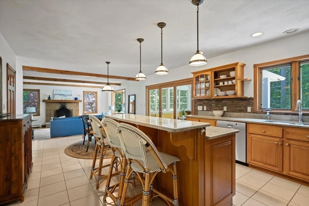 Photo of 12 Coombs Cir