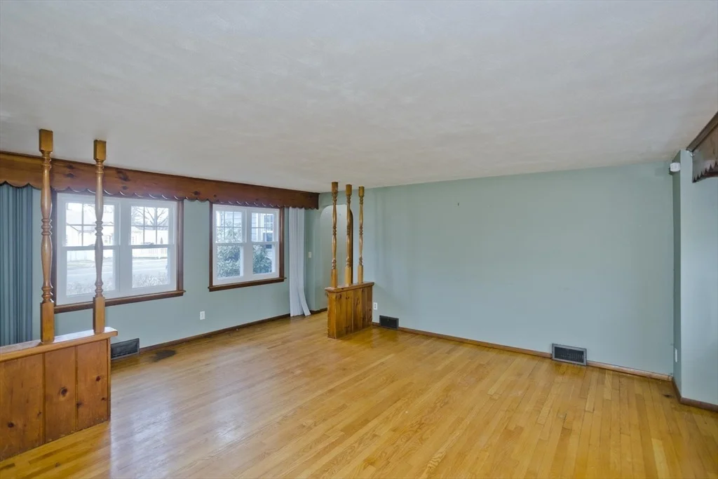Photo of 185 East St