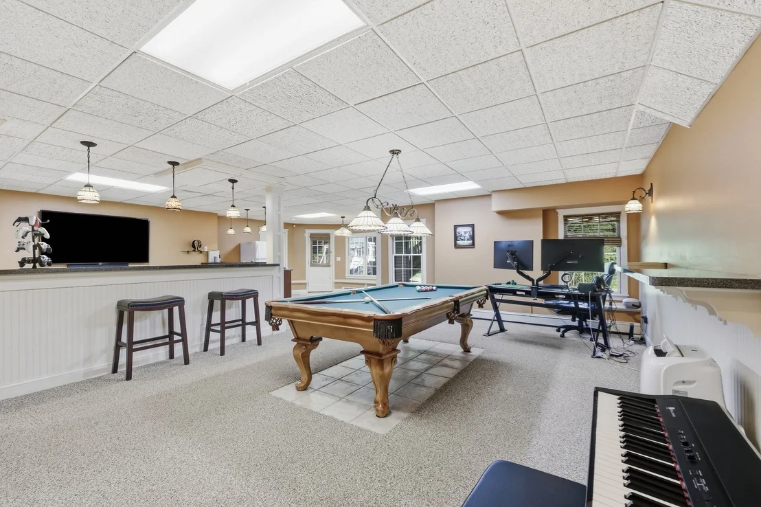 Photo of 2 Highview Circle