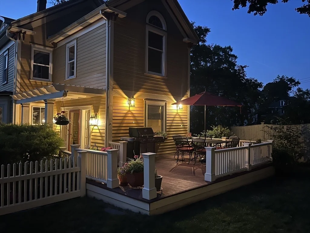 Photo of 41 Pleasant St