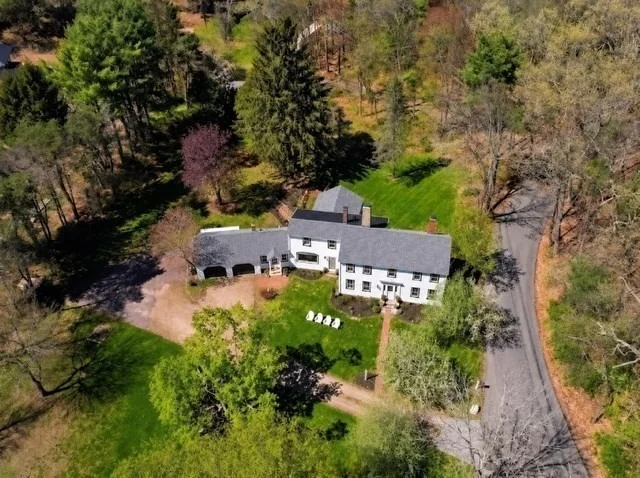 Photo of 375 Linebrook Rd
