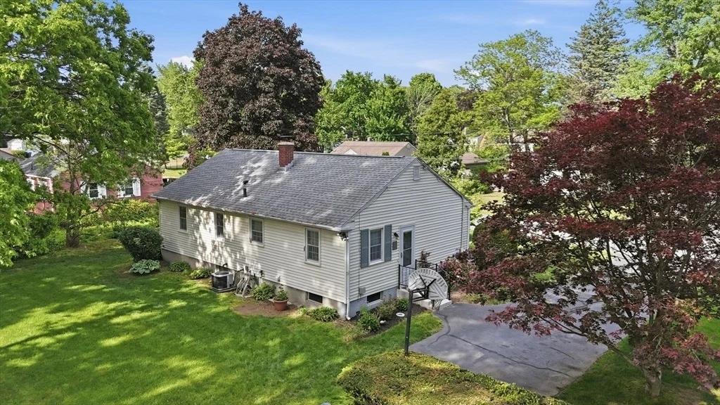 Photo of 28 Northway Dr