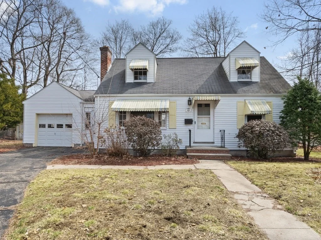 Photo of 15 Westbrook Circle