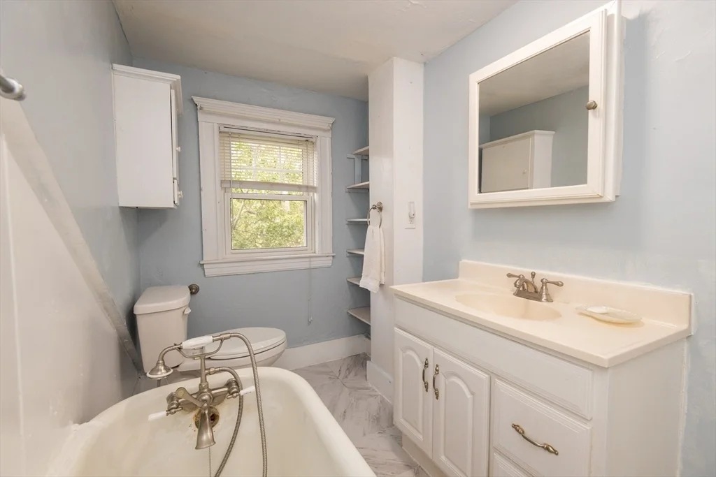 Photo of 8 Newcomb Avenue