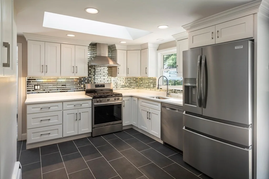 Photo of 64 Chestnut St