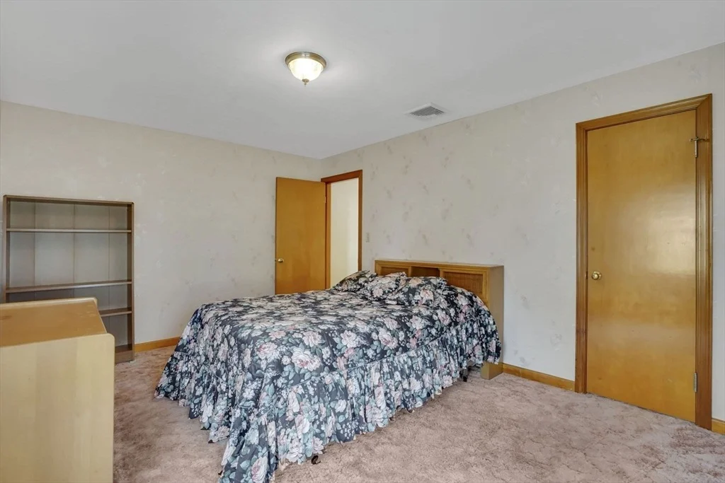 Photo of 76 Roy St