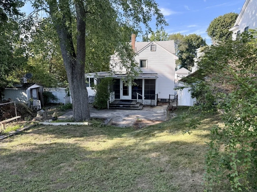 Photo of 18 Flint Ave