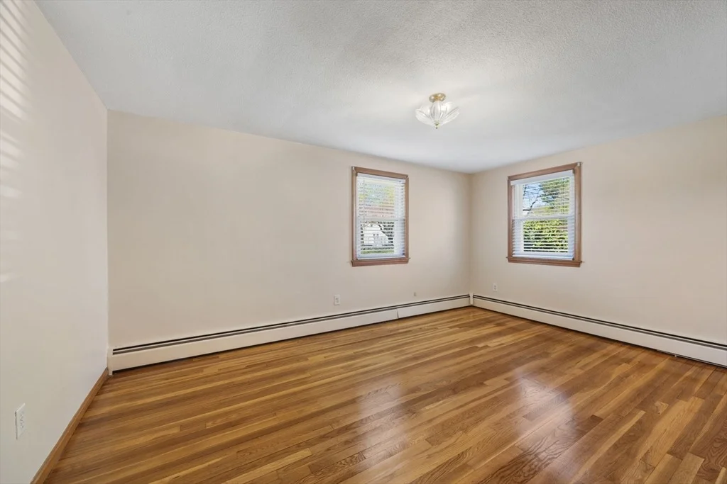 Photo of 5 Manter Ct