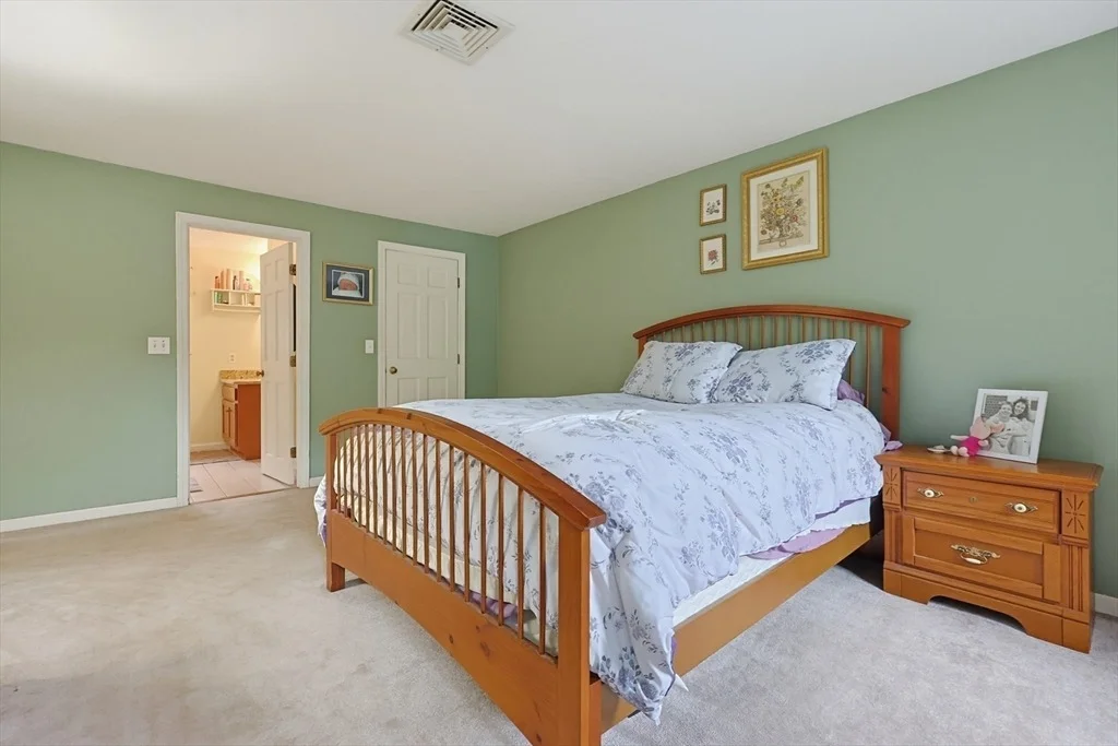Photo of 60 Forest View Dr
