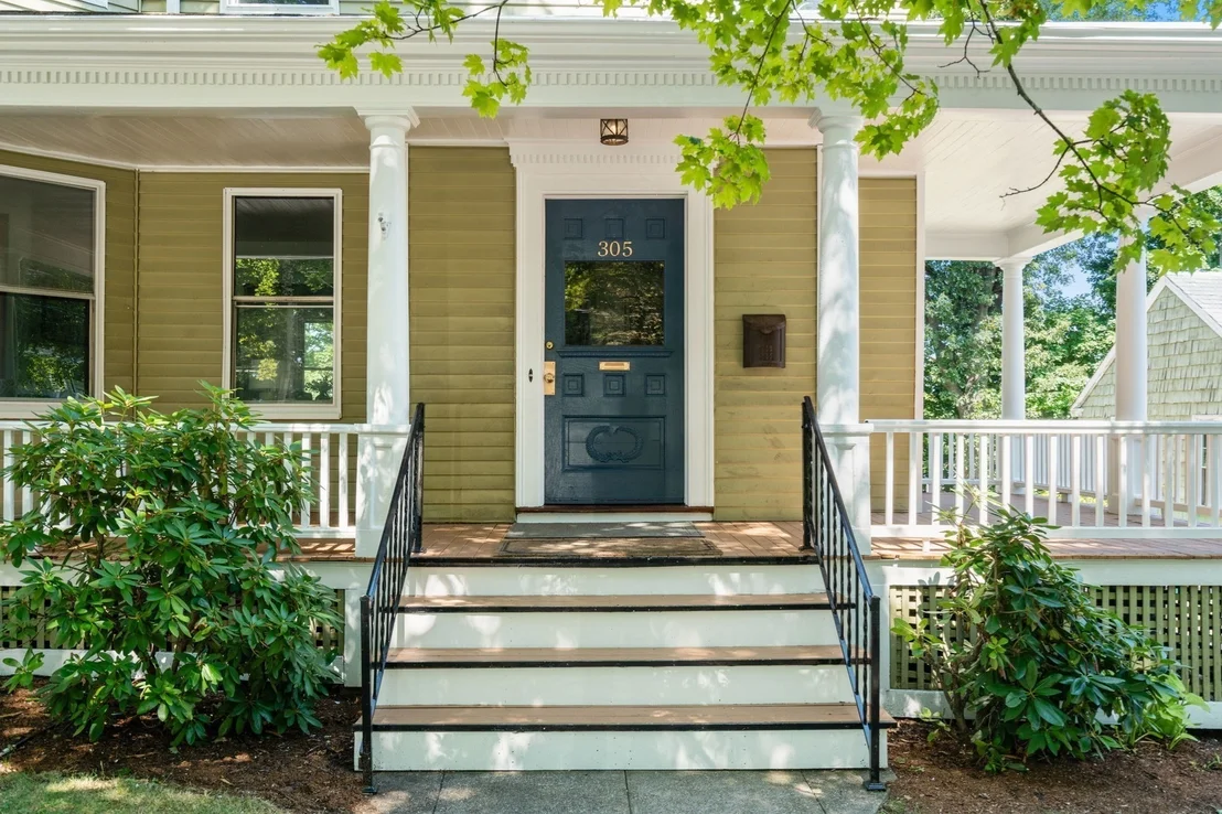 Photo of 305 Central Street