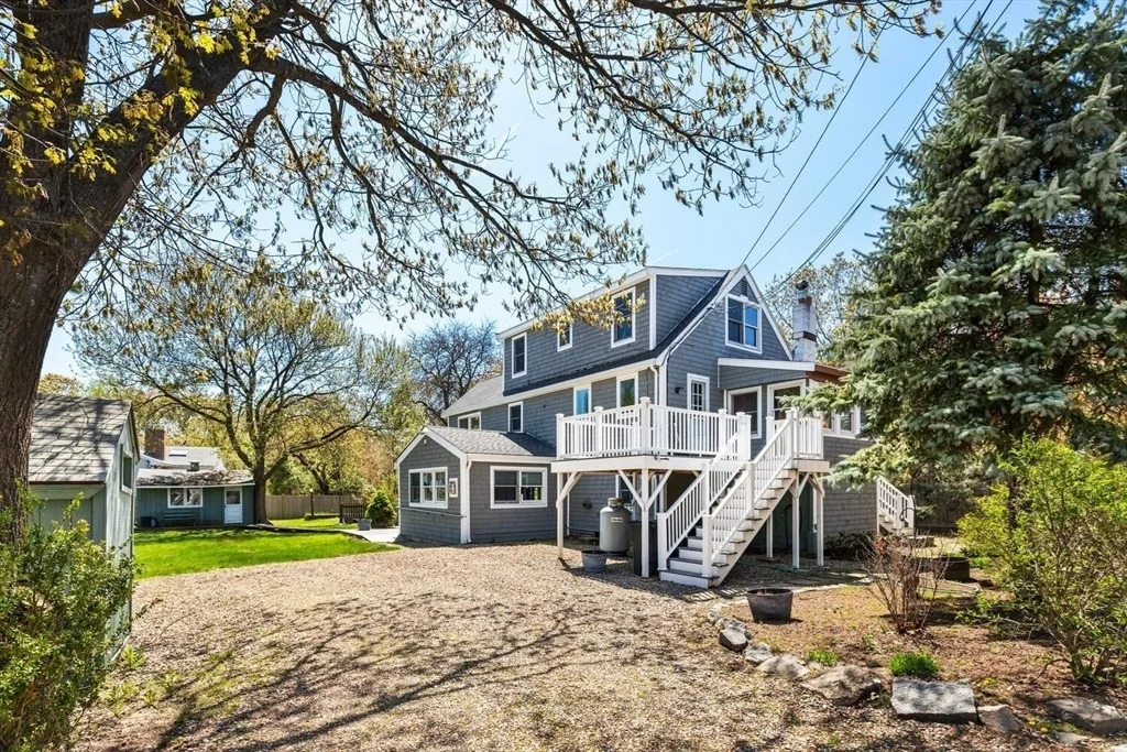 Photo of 18 Wingaersheek Rd